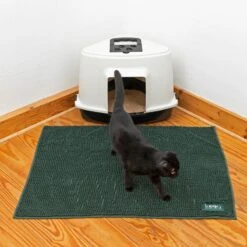 Kooa Dirt-Trapping Mat Dark Green 3 Kooa Dirt-Trapping Mat Dark Green -Zooplus Store 315296 kooa chenille litter mat fg 6037 5