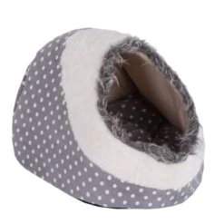 White Dots Snuggle Den 40 X 40 X 28 Cm (L X W X H) 2 White Dots Snuggle Den 40 X 40 X 28 Cm (L X W X H) -Zooplus Store 346777 kuschelhoehle white dots 03 07 2013 6