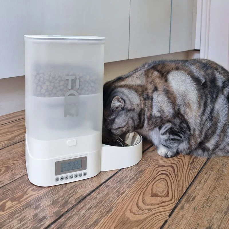 TIAKI Automatic Feeder 5 Litres TIAKI Automatic Feeder 5 Litres -Zooplus Store 501238 501340 tiaki hs 012 7