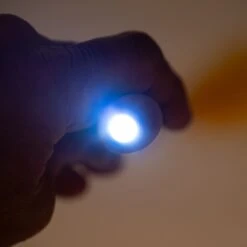 TIAKI Pompom Cat Dangler Toy With LED Pointer 1 Toy 13 TIAKI Pompom Cat Dangler Toy With LED Pointer 1 Toy -Zooplus Store 501729 tiaki led cat teaser pompom fg 0193 0