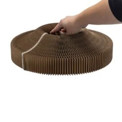 Beeztees Scratching Toy Siep 38 X 10cm (W X H) -Zooplus Store 516197 beeztees kratzspielzeug siep 38x10cm braun 1000x1000 hs 03 4