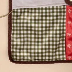 TIAKI Autumn Interactive Play Mat For Cats 1 Mat 18 TIAKI Autumn Interactive Play Mat For Cats 1 Mat -Zooplus Store 586399 tiaki cat autumn interactive mat fg 1890 0