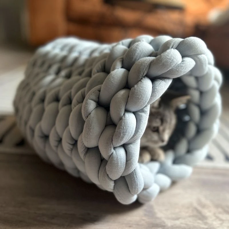 Aumüller Braided Cat Cave Coarse Knit Pink Aumüller Braided Cat Cave Coarse Knit Pink -Zooplus Store 605101 aumueller geflochtene katzenhoehle grobstrick grau 1000x1000 hs 04 5 1